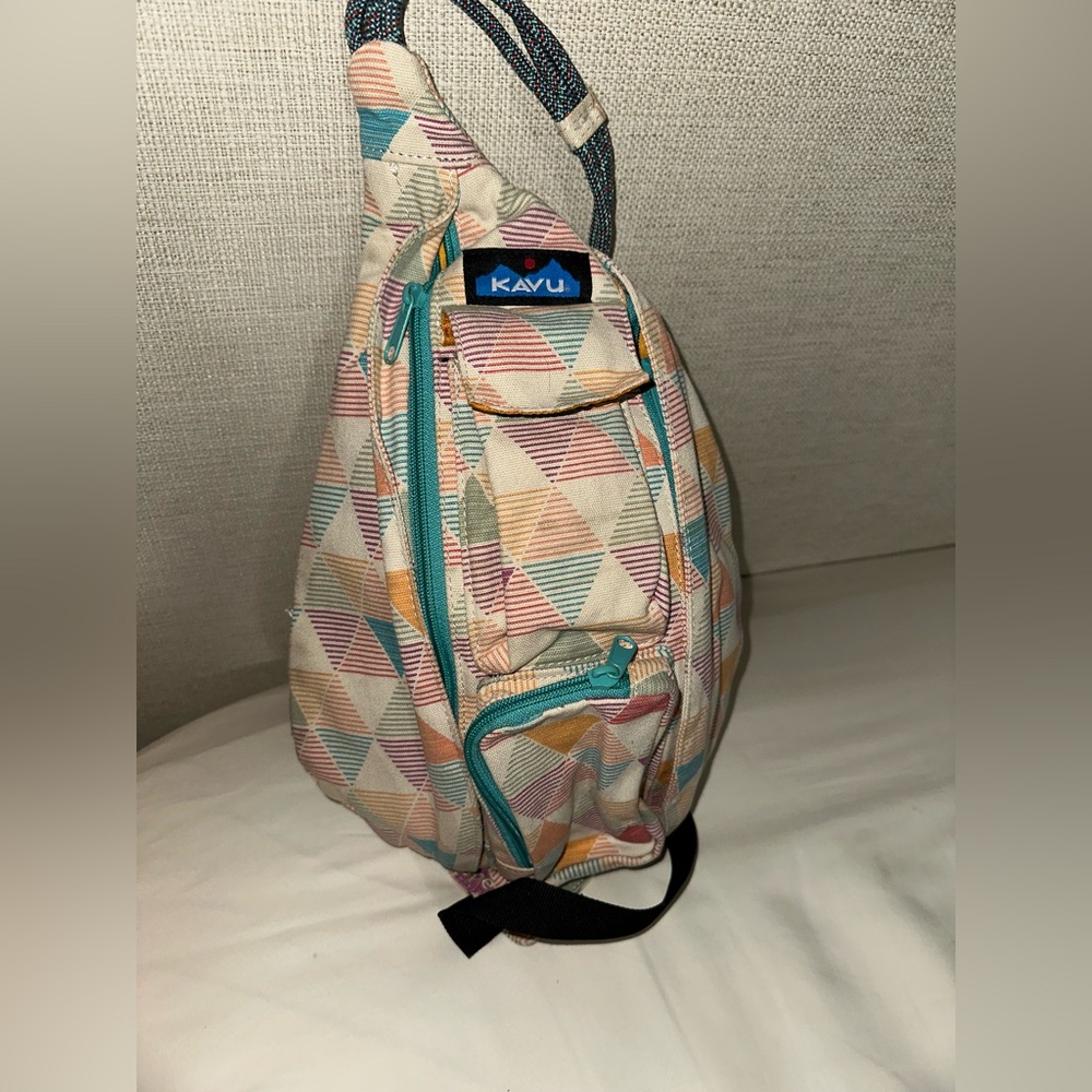 KAVU Rope Bag Sling Pack Chevron Geometric Blue Yellow Orange